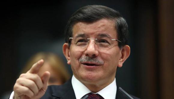 Turquía: "Negociar con Al Asad es como negociar con Hitler"
