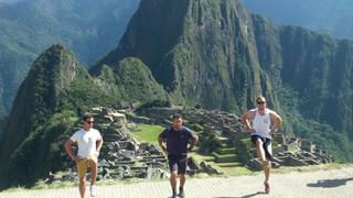 Estos turistas irlandeses llevaron su ritmo hasta Machu Picchu