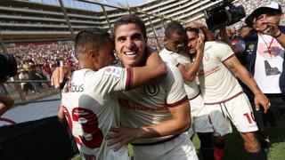 Universitario venció 2-0 a Alianza Lima en el clásico del fútbol peruano en el Monumental