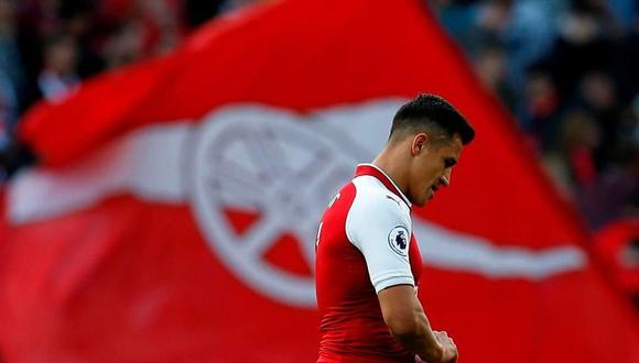 Una ex estrellada del Arsenal tuvo palabras fuertes para Alexis Sánchez quien tiene todo listo para firmar por el Manchester United. (Foto:AFP).