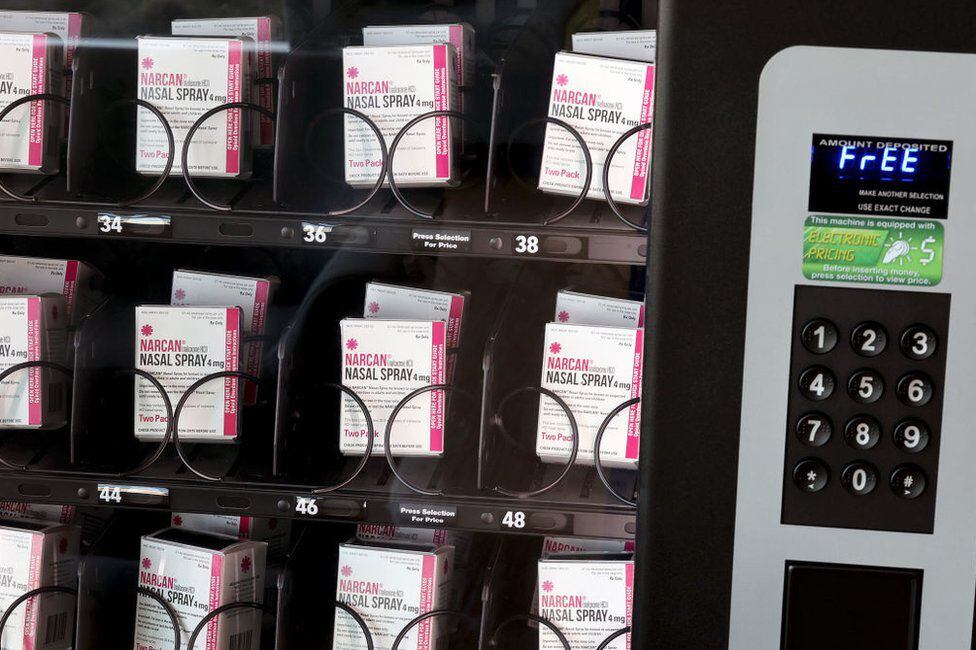 In Los Angeles County jails there are vending machines with free doses of Narcan.  (GETTY IMAGES)