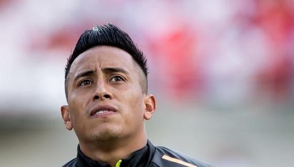 Peru's midfielder Christian Cueva looks on prior to an international friendly football match between Saudi Arabia and Peru at Kybunpark stadium in St. Gallen on June 3, 2018. (Photo by Fabrice COFFRINI / AFP)