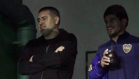 Riquelme elogia a Zambrano pese a pelea con Benedetto | Foto: AFP