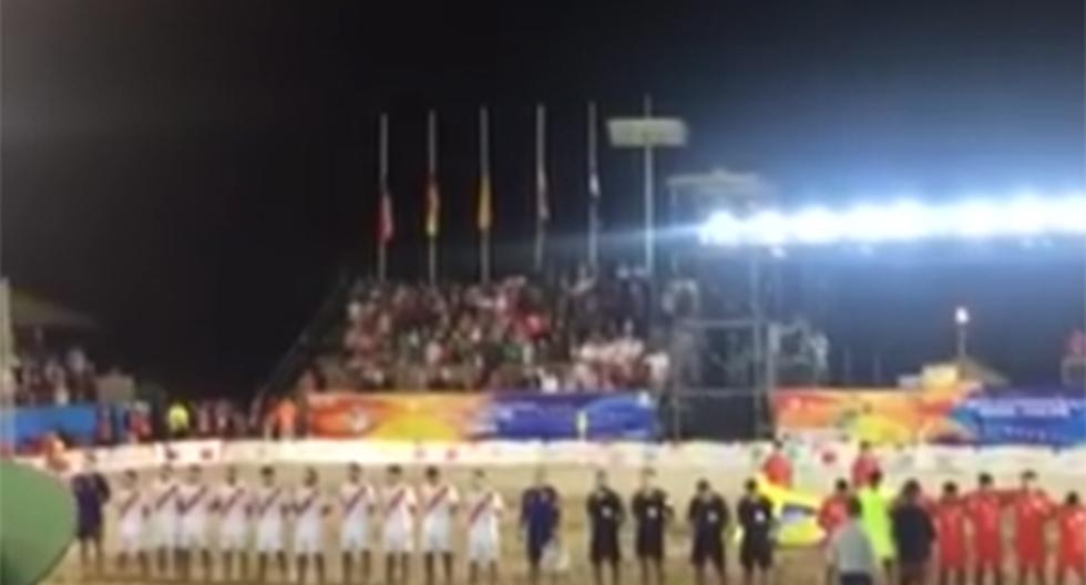 La Selección Peruana se unió al pesar por la tragedia aérea de Chapecoense durante su participación en los Juegos Bolivarianos de Playa en Chile. (Foto: Captura - Facebook)