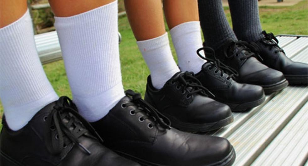 Aquí te presentamos algunos tips para encontrar el calzado ideal para tus hijos a pocos días de iniciarse las clases escolares. (Foto: Agencia Andina)