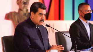 Una nueva estrella: Nicolás Maduro pide al Parlamento chavista modificar la bandera de Venezuela