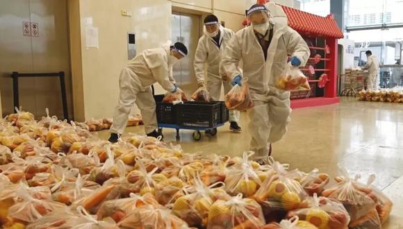 El gobierno de Shanghái está bajo presión para entregar rápidamente suministros de alimentos a la población. (Getty Images).