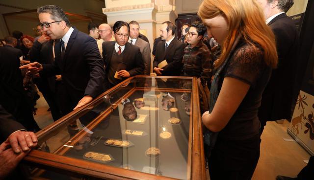 FOTO  | Esta colección de objetos permaneció en una caja de madera durante casi un siglo y fue rescatada del olvido. (Imagen: AFP)