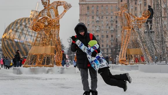 Rusia es uno de los países que celebran la Navidad ortodoxa el 7 de enero. (Foto: EFE / Yuri Kochetkov)
