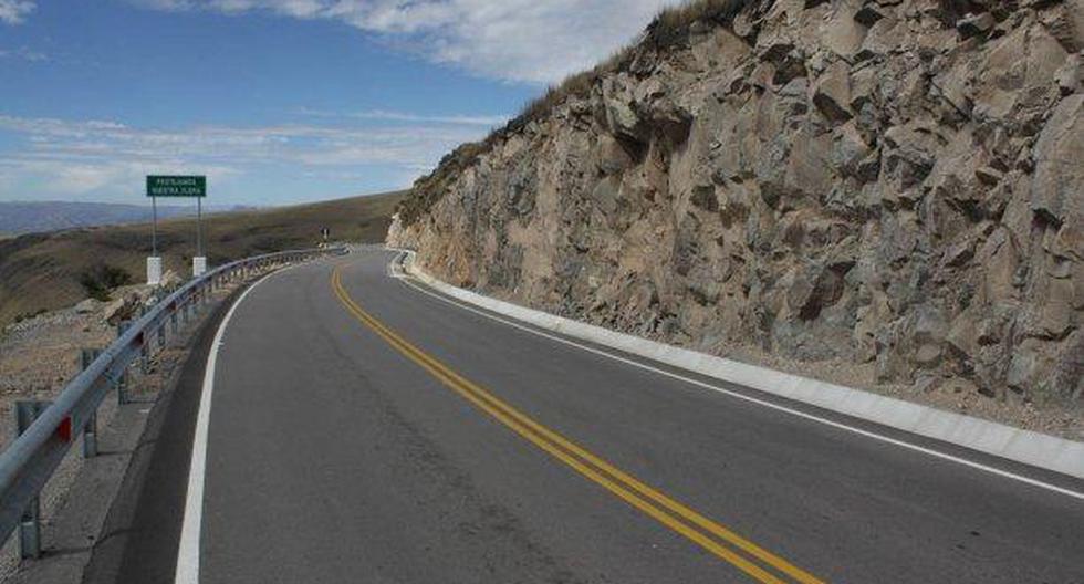 Para restablecer el tránsito vehicular en 13 regiones implementó 199 frentes de trabajo. (Foto: Andina)