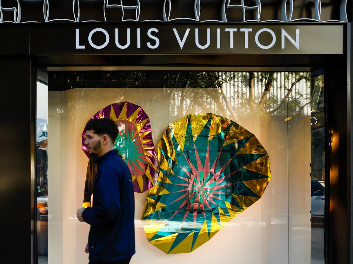 La historia del peruano que fue acusado injustamente por Louis Vuitton de  tener productos de imitación - Infobae