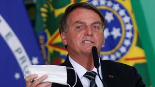 Bolsonaro pide estudio para que la mascarilla no sea obligatoria en vacunados contra el coronavirus