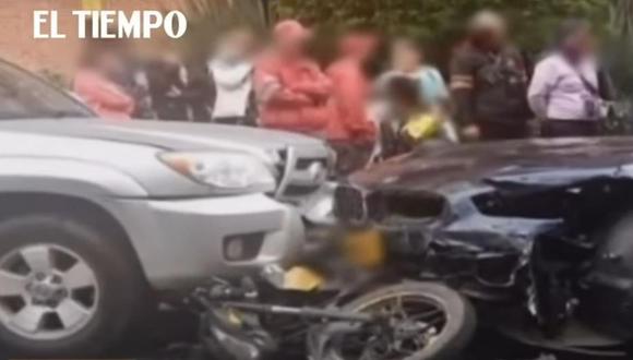 Conductor arrolló a ladrones que le habían robado un lujoso reloj en Colombia. (Captura de video).