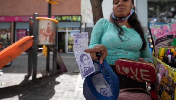 Sepa aquí a cuánto se cotiza el dólar en Venezuela este 3 de noviembre de 2021. (Foto: EFE)