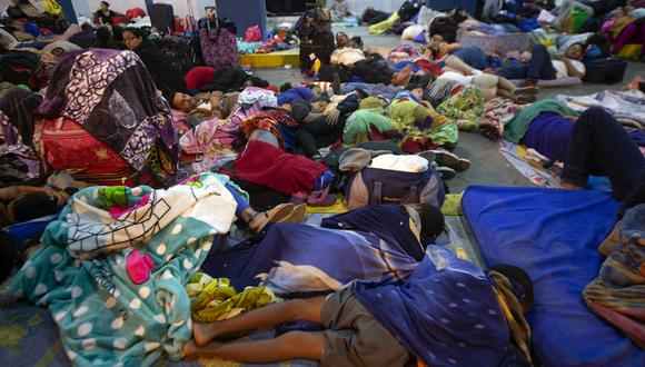 Llegan a Chile 140 venezolanos que estaban varados en la frontera con Perú. Foto referencial: Archivo de AFP