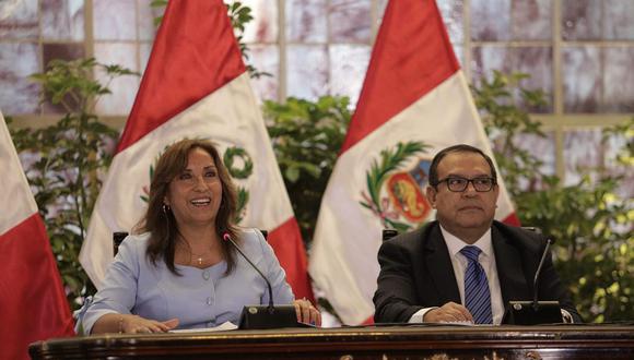 Dina Boluarte brindó una conferencia de prensa con el gabinete de Alberto Otárola. (Foto: GEC)