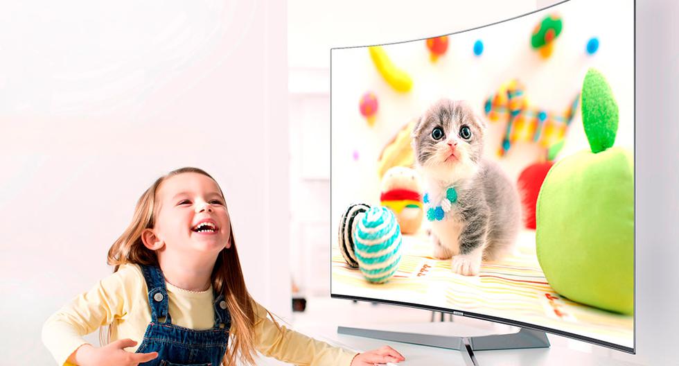 ¿Tú hijo quiere ver la televisión? Que esto no sea excusa para que no aprenda nada. Mira las aplicaciones que puedes usar con el Smart TV de Samsung. (Foto: Samsung)