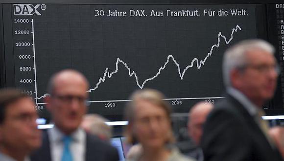 El&nbsp;índice DAX 30 de la bolsa de Frankfurt cayó 1.99% este viernes. (Foto: AFP)