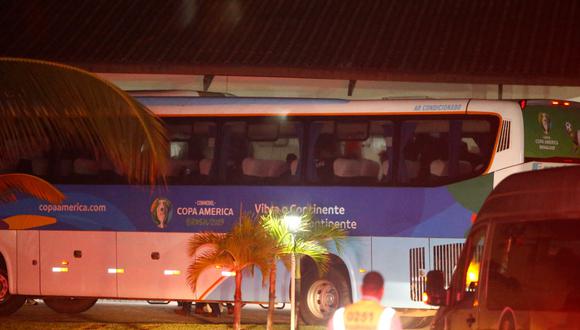 El bus que trasladó a la selección peruana haciendo su ingreso al hotel de concentración. (Foto: Francisco Neyra - GEC)