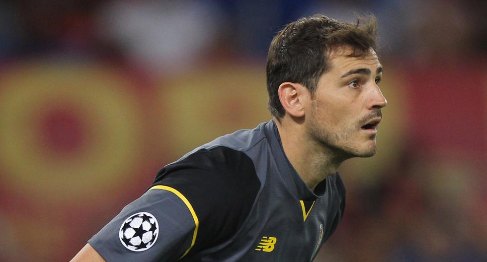 Iker Casillas a Bolívar, una broma más por el Día de los Inocentes en Bolivia. (Foto: Getty Images)