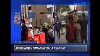 Reportan enfrentamientos entre ambulantes y fiscalizadores en la avenida Abancay 