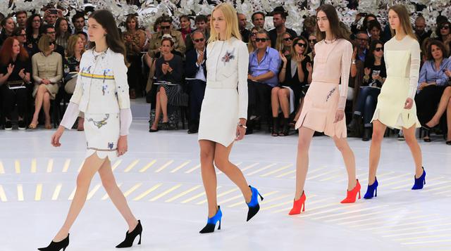 Dior moderniza el París del siglo XVII en la Semana de la Moda - 1