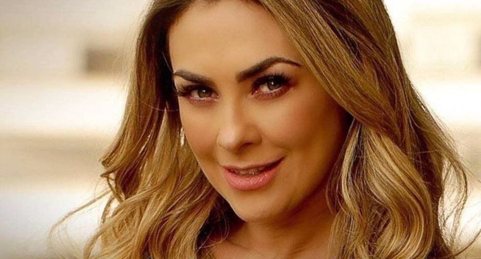 Aracely Arambula Hits With A Tight Dress Next To Carlos Ponce In The Behind The Scenes Of La Dona 2 Telemundo Usa United States Usa Nndc Nnes Fame World Today News