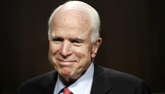 El voto de John McCain podría ser fundamental para las intenciones de Trump contra el sistema de salud instaurado durante la gestión de su antecesor Barack Obama. (Foto: AP)