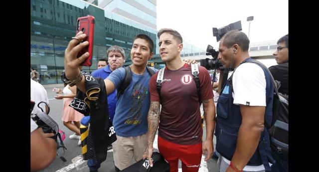 Las postales de la llegada de Universitario de Deportes a Lima tras eliminación de la Copa Libertadores 2020. (Foto: Violeta Ayasta / GEC)