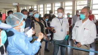 Áncash: ministros de Salud y Educación visitaron Hospital Regional en medio de reclamos