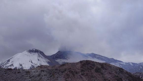 Arequipa: cenizas del Sabancaya afectarían a 20 mil personas