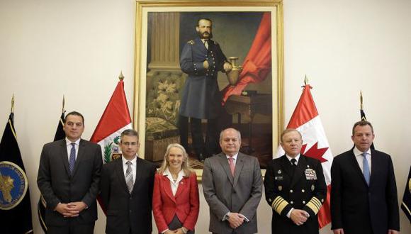 El Gobierno del Perú compró cinco helicópteros al Canadá