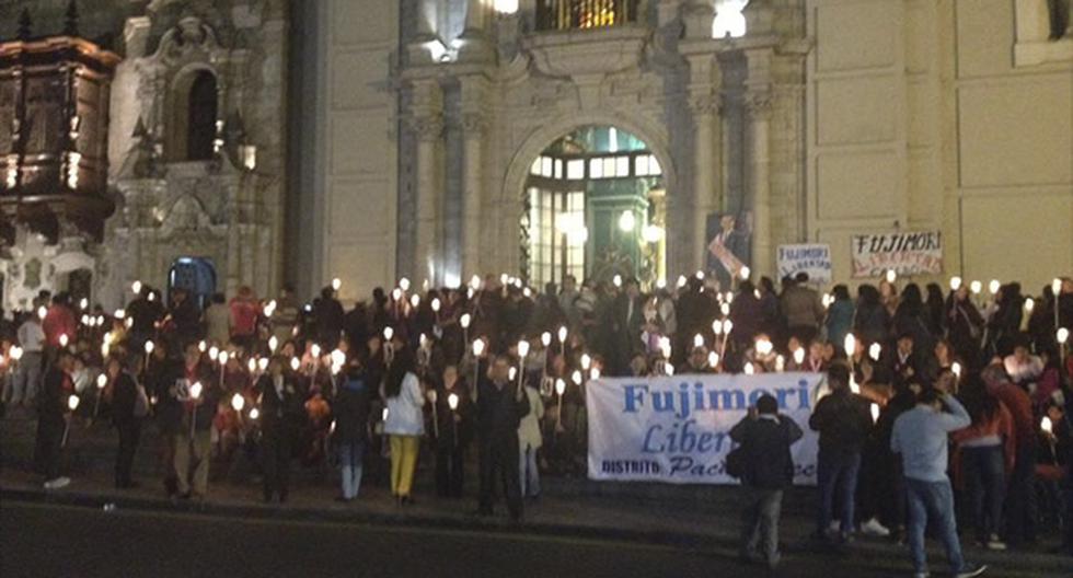 Seguidores piden en vigilia la libertad del expresidente Alberto Fujimori. (Foto: Twitter|@FAFrenteAmplio )