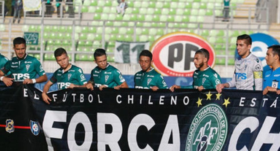 Mario Parra de Santiago Wanderers fue muy criticado en redes sociales por su actitud contra su clásico rival, Everton, en pleno homenaje al Chapecoense. (Foto: Agencia Uno - Bio Bio)