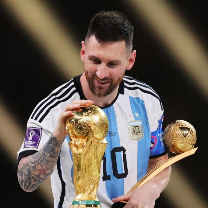 “No hay jugador que esté preparado para tomar la posta de Messi porque es el mejor de la historia” [ENTREVISTA]