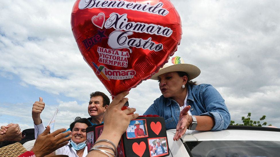 Xiomara Castro in campaign.  (Photo: AFP)