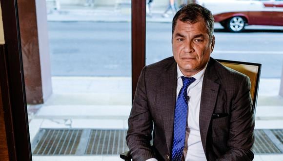 De momento, la justicia ecuatoriana no ha especificado el cargo exacto por el cual fue vinculado penalmente Rafael Correa. (AFP)