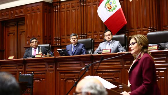La primera ministra, Mercedes Aráoz, solicitará al Parlamento en los próximos días facultades para legislar. (Foto: Congreso)