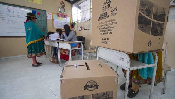 Los ecuatorianos podrán votar hasta las 17:00 horas, luego deberán esperar los resultados de la jornada electoral. (Foto: Luis Marino / AFP)