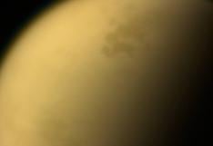 NASA halla nube de hielo tóxico en Titán, luna de Saturno 