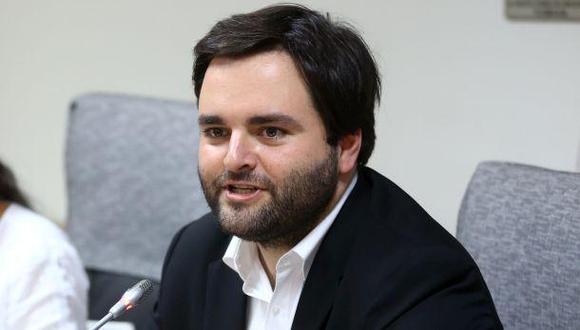 De Belaunde: Se deben revelar vínculos con universidades