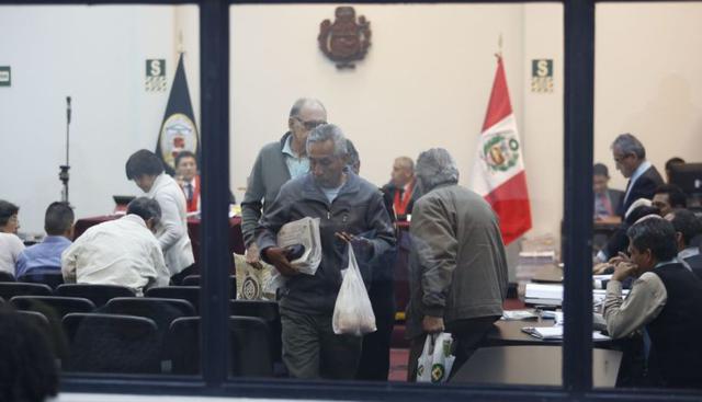 Abimael Guzmán y la cúpula de Sendero Luminoso fueron expulsados de la audiencia realizada en la Base Naval del Callao por el Caso Tarata.  (Foto: Hugo Pérez / El Comercio)