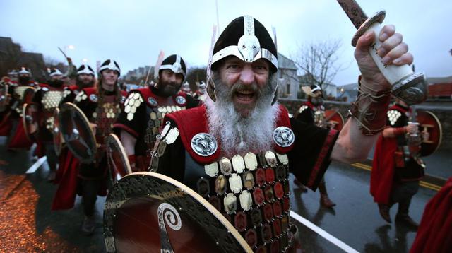 Así celebran los vikingos la "Fiesta del Fuego" [FOTOS] - 1