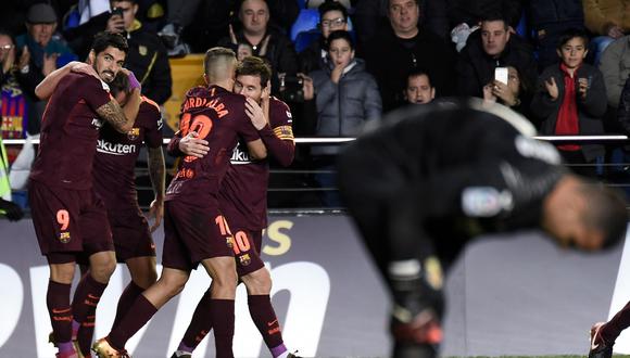 Barcelona alcanzó una importante victoria en su visita a Villarreal y se mantiene como sólido líder de la Liga Santander. Lionel Messi y Luis Suárez anotaron para los 'Culés'. (Foto: AFP)