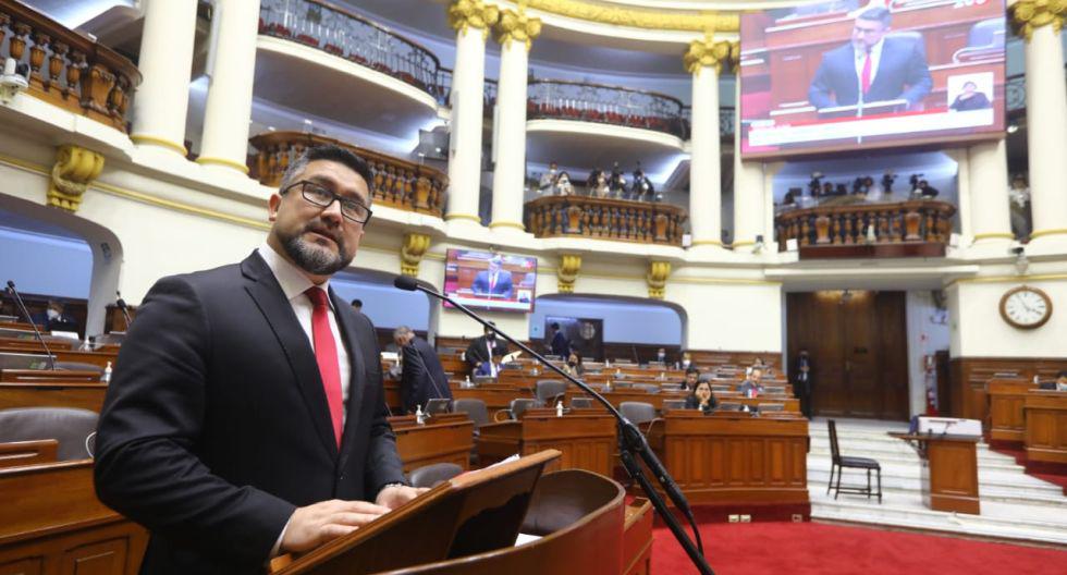 Geiner Alvarado, actual titular del MTC, respondió el pasado lunes dos pliegos interpelatorios por presuntos hechos ilícitos vinculados a su paso por el Ministerio de Vivienda.