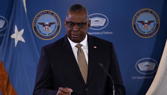 El Secretario de Defensa de los Estados Unidos, Lloyd Austin, habla en una conferencia de prensa el 15 de marzo de 2023 en el Pentágono en Washington, DC. (Foto de ANDREW CABALLERO-REYNOLDS / AFP)