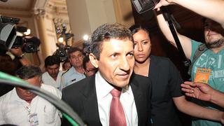 Presidente del Congreso negó deber 83 mil soles en impuestos a la Sunat 