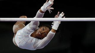 Simone Biles sigue haciendo historia en la gimnasia: ganó su quinto título mundial | VIDEO