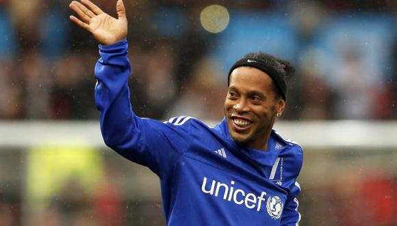 Ronaldinho: ¿Cuánto dinero puede ganar un club con este crack?