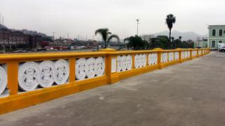 Municipio de Lima pintó de amarillo parte del puente Trujillo
